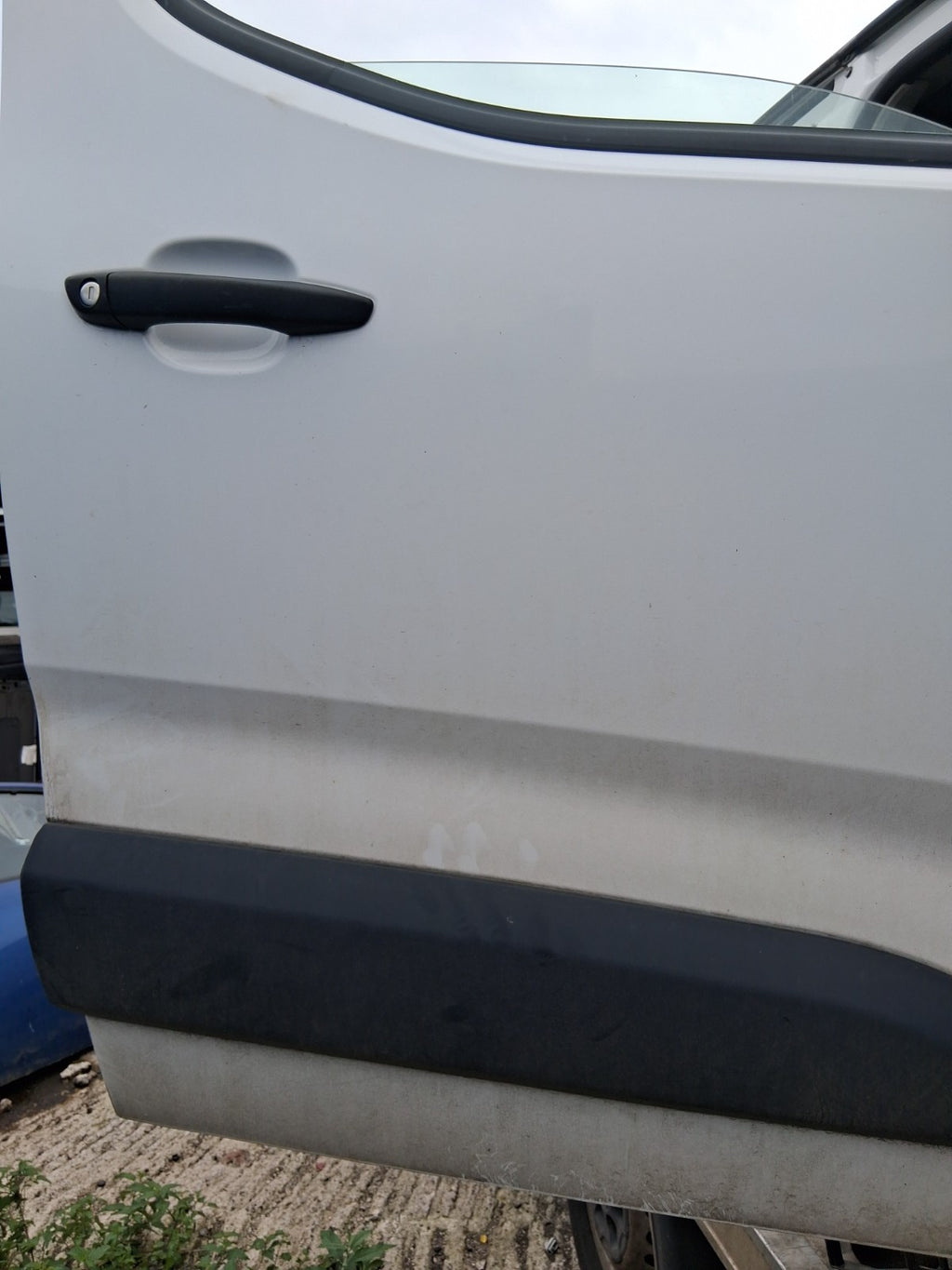 2020 VAUXHALL COMBO E MK4 OSF DRIVER SIDE FRONT RIGHT BARE DOOR WHITE K2E0