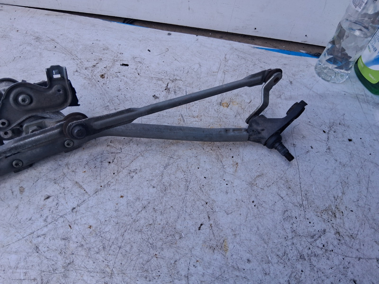 2018 MERCEDES CITAN FRONT WINDSCREEN WIPER MOTOR LINKAGE