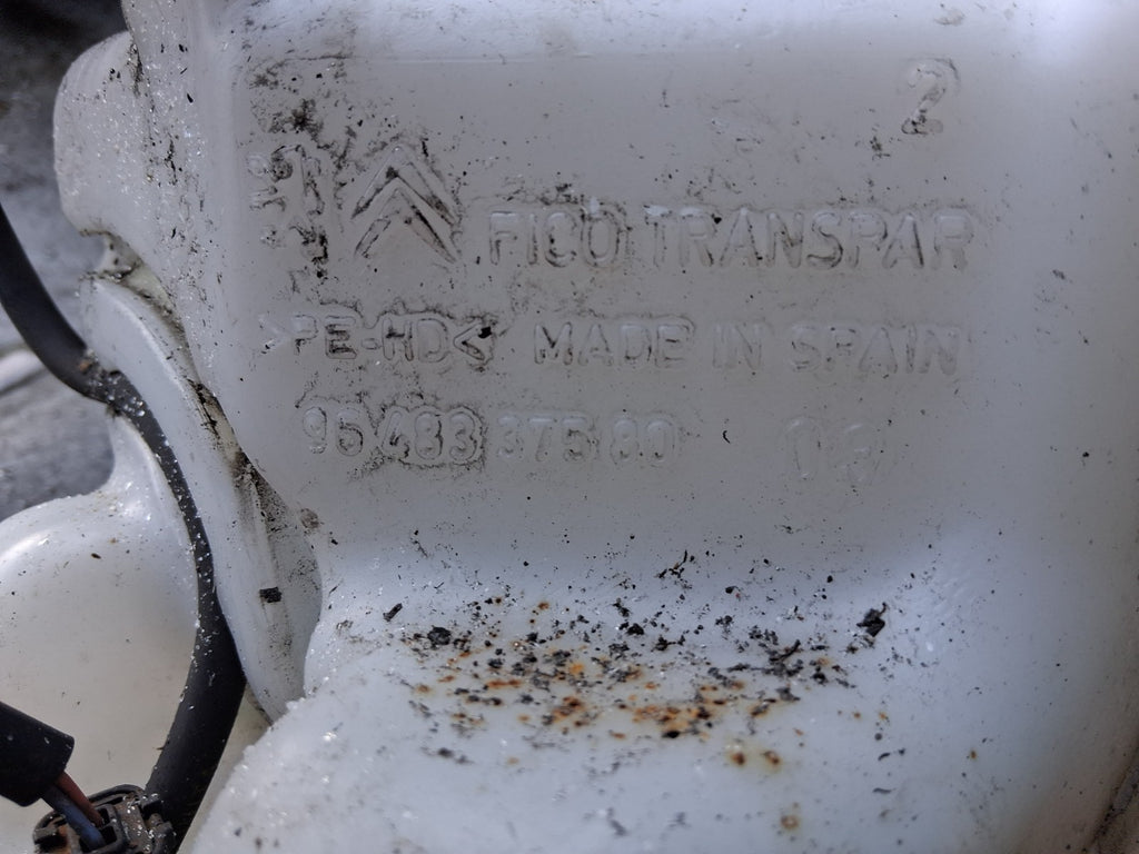 PEUGEOT 207 2009 FRONT WINDSCREEN WASHER BOTTLE TANK 9648337580