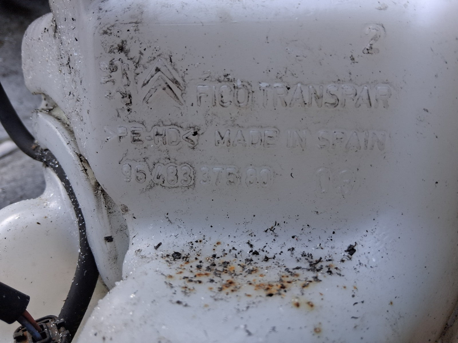 PEUGEOT 207 2009 FRONT WINDSCREEN WASHER BOTTLE TANK 9648337580