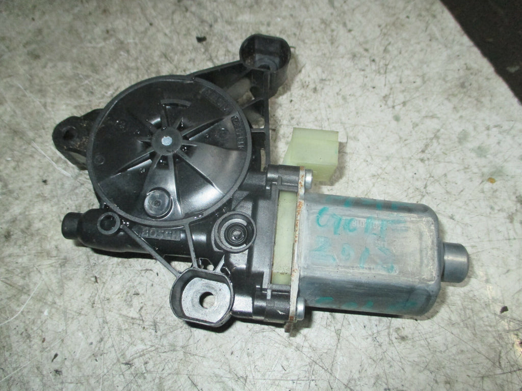 VW VOLKSWAGEN GOLF 2018 MK7 NSF PASSENGER SIDE FRONT WINDOW MOTOR 5Q0959801C