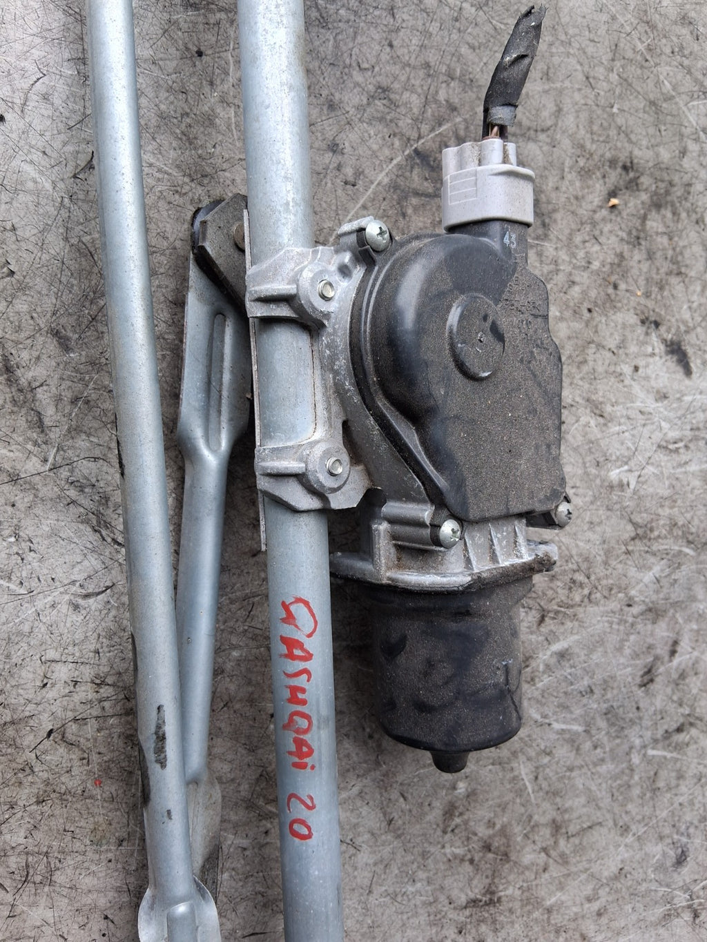 2020 NISSAN QASHQAI J11 MK2 FRONT WINDSCREEN WINDOW MOTOR & LINKAGES