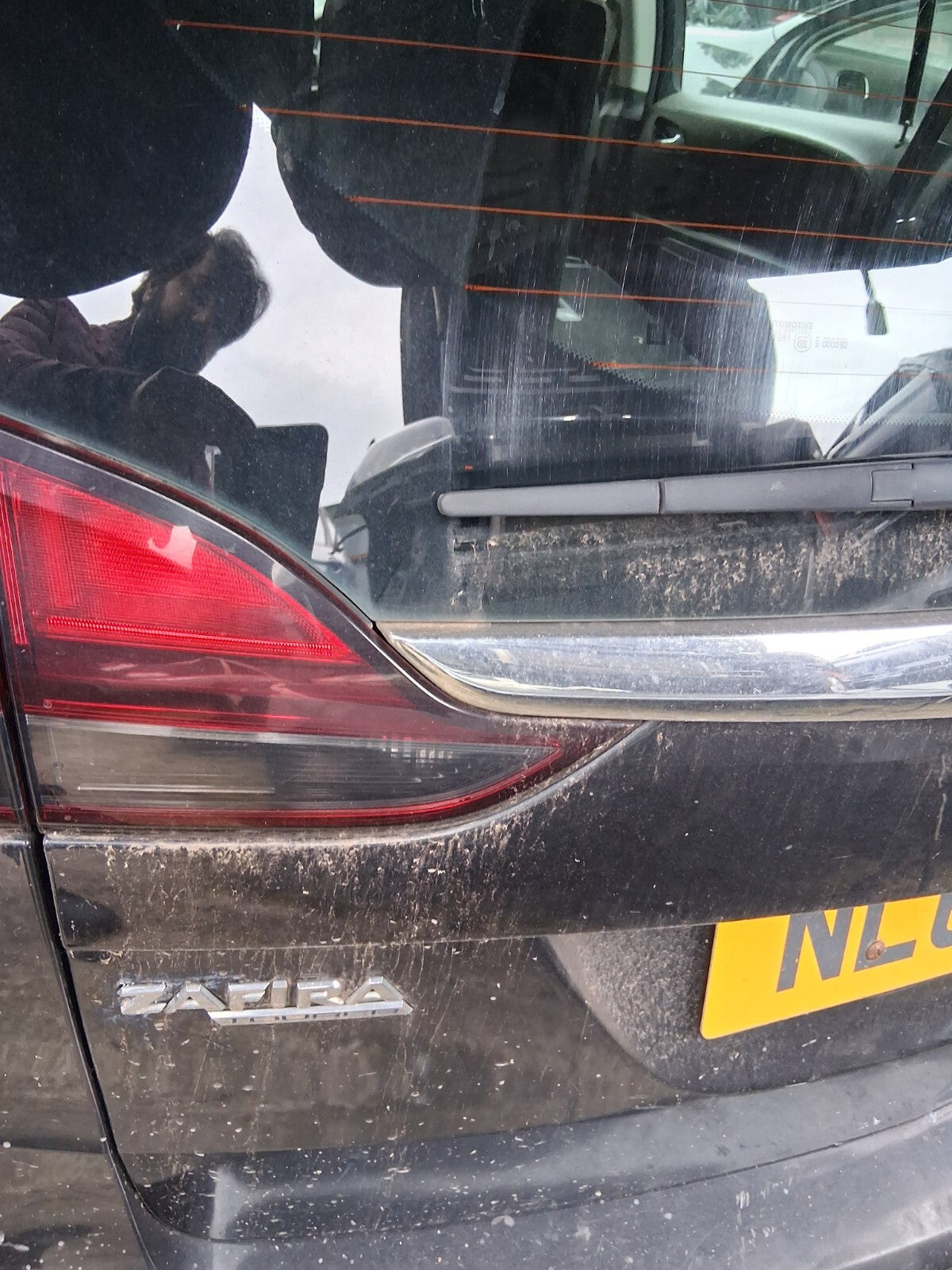 2014 VAUXHALL ZAFIRA TOURER C MK3 NSR PASSENGER SIDE REAR LEFT INNER TAIL LIGHT