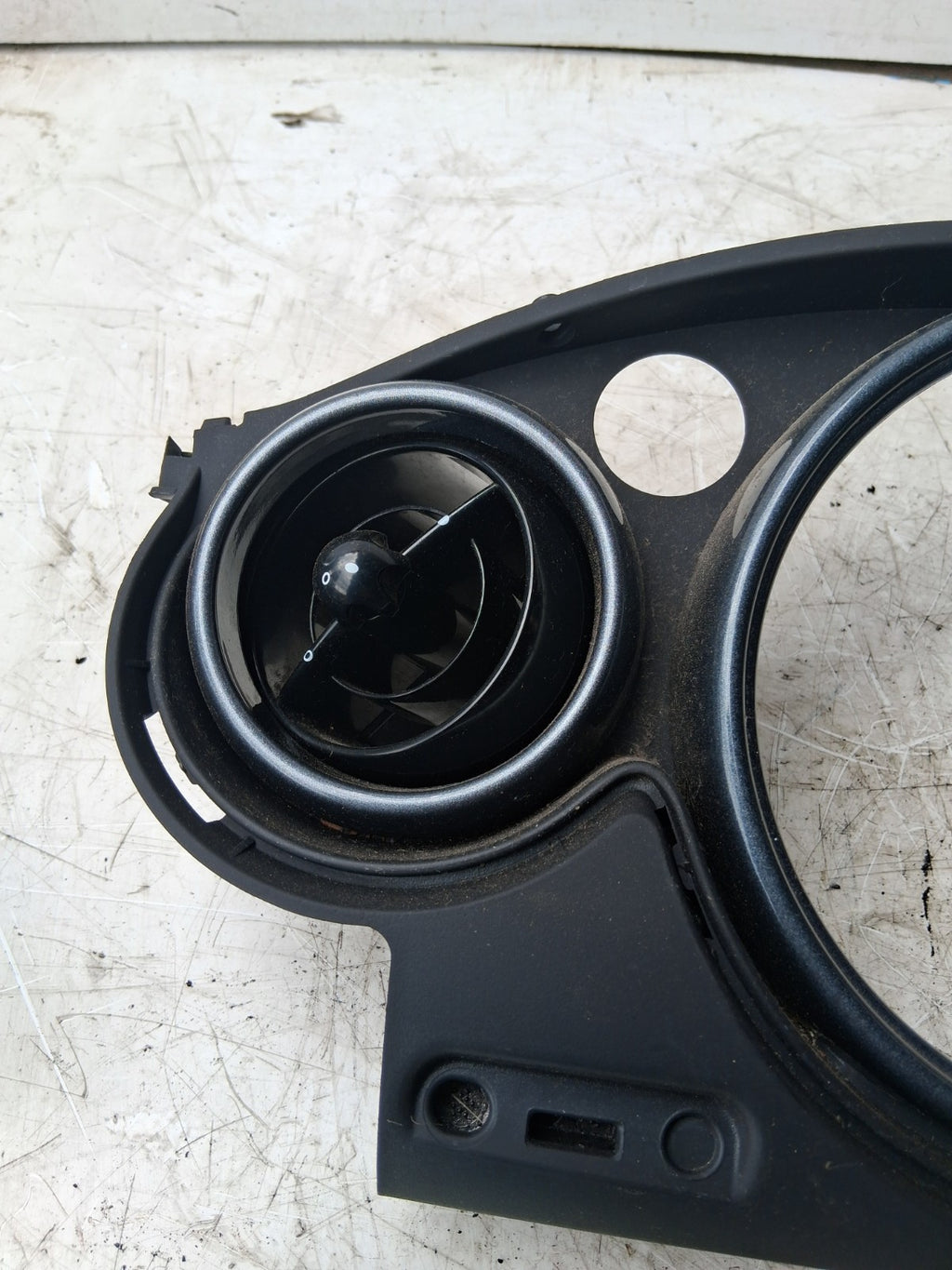 2003 MINI DASHBOARD SPEEDO CLUSTER SURROUND TRIM 0769337