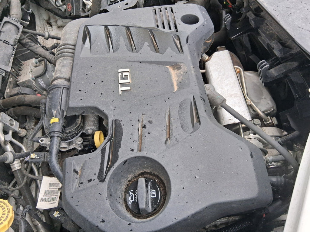 2022 MG HS EXCLUSIVE PRE FACELIFT 1.5 PETROL ENGINE TOP COVER LID