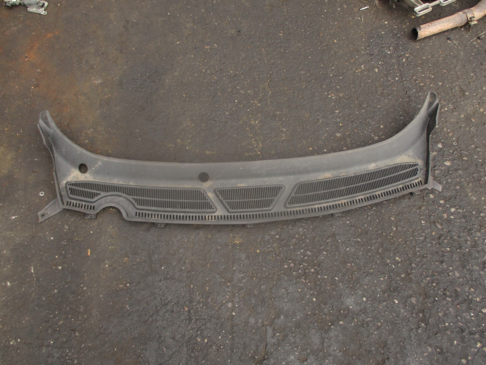2018 FORD ECOSPORT WINDSCREEN WIPER WINDOW SCUTTLE PANEL A02216BH5JA6