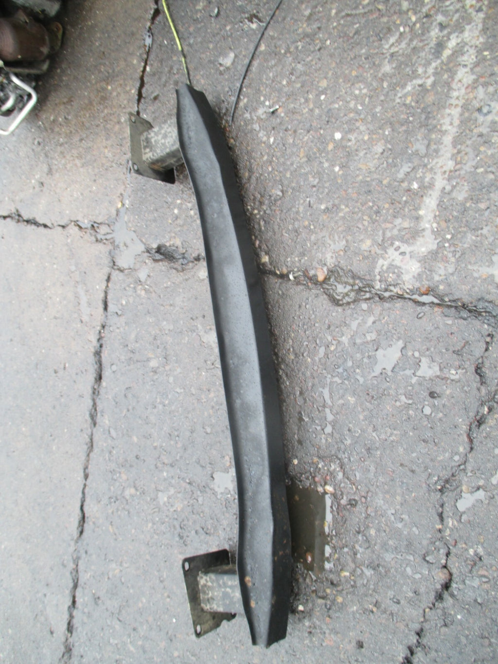 VW VOLKSWAGEN POLO MK5 2017 HATCH REAR CRASH REINFORCEMENT BUMPER BAR 6R0907311