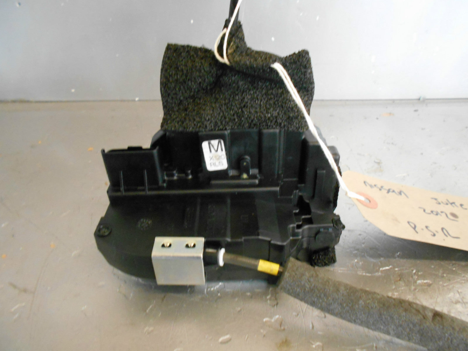 NISSAN JUKE 2012 5 DOOR NSR PASSENGER SIDE REAR DOOR LOCK MECH MECHANISM