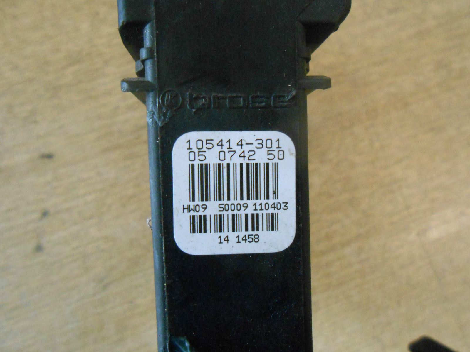 VOLKSWAGEN VW GOLF MK4 BORA NSF PASSENGER FRONT WINDOW MOTOR 1C2959801A