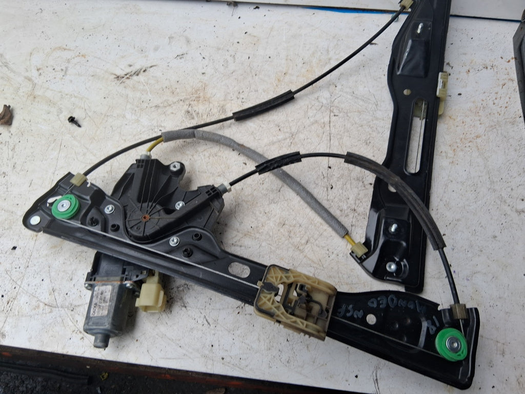 2018 FORD MONDEO MK5 NSF PASSENGER SIDE FRONT LEFT WINDOW MOTOR REGULATOR