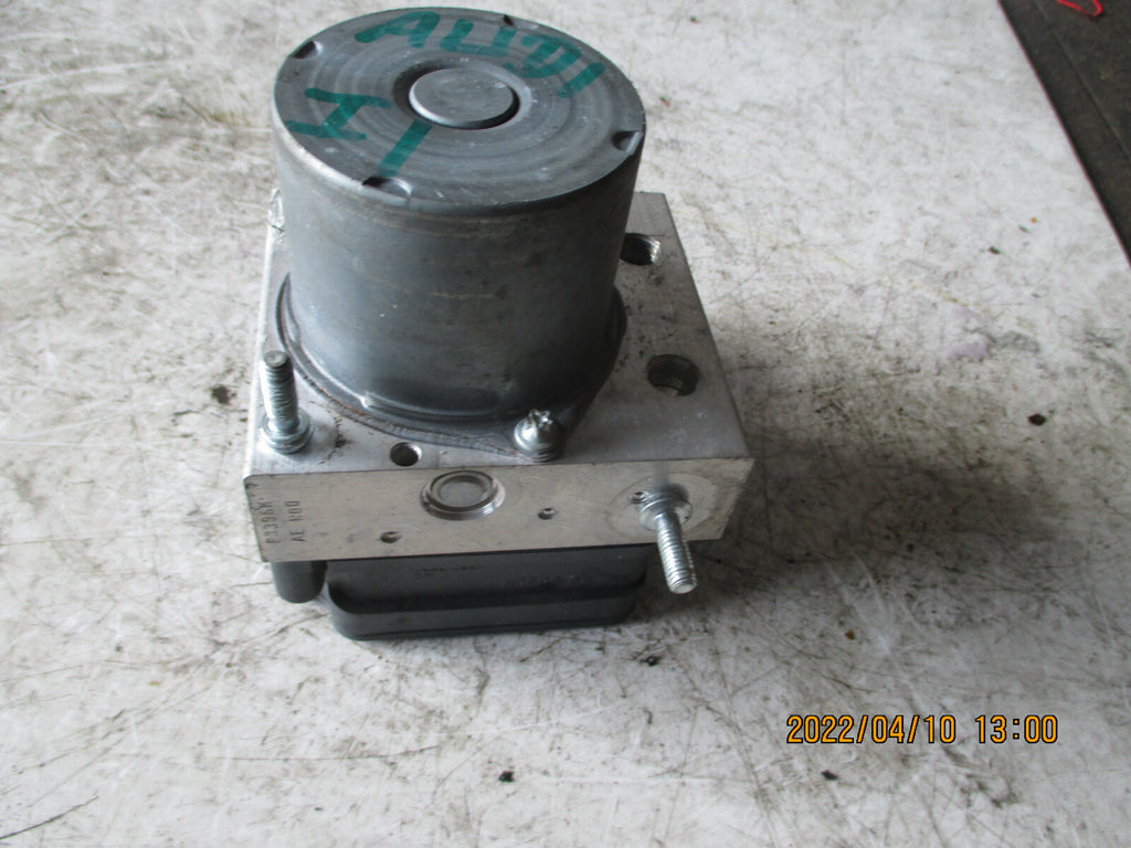 AUDI A1 2015 8X ABS PUMP AND MODULATOR 6C0614517L