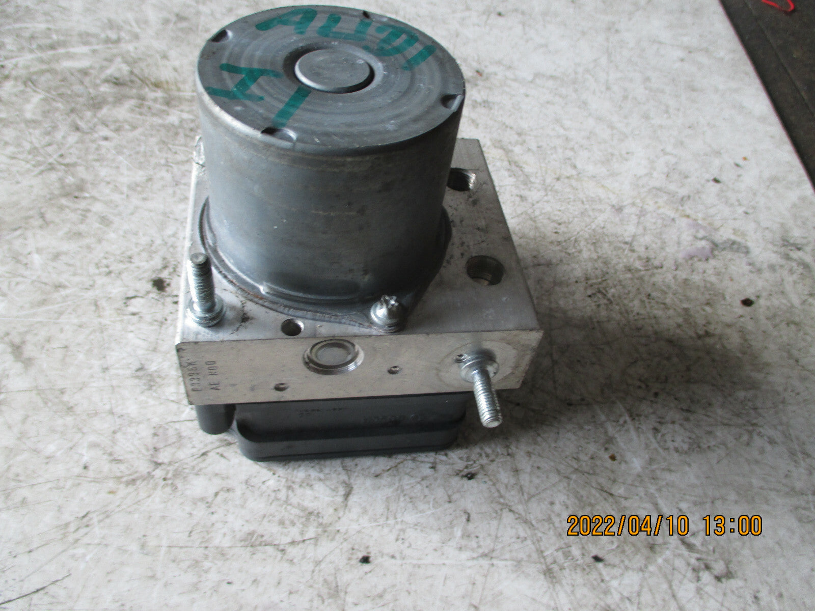 AUDI A1 2015 8X ABS PUMP AND MODULATOR 6C0614517L