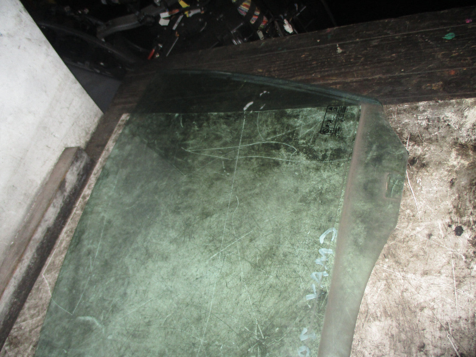 FORD C-MAX 2005 NSF PASSENGER SIDE FRONT WINDOW GLASS