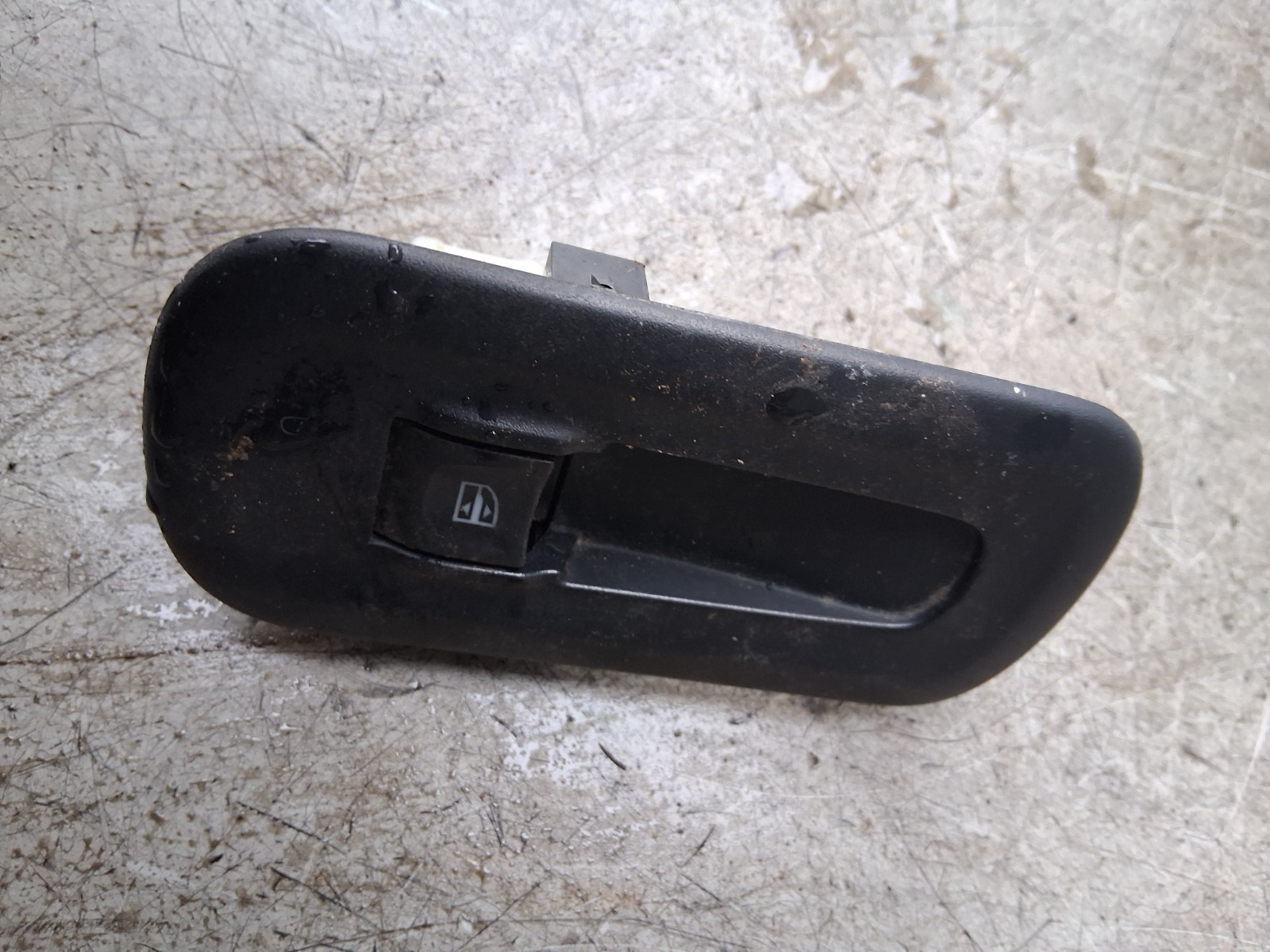 2020 RENAULT MASTER MK3 NSF PASSENGER SIDE FRONT LEFT WINDOW SWITCH 254110176R