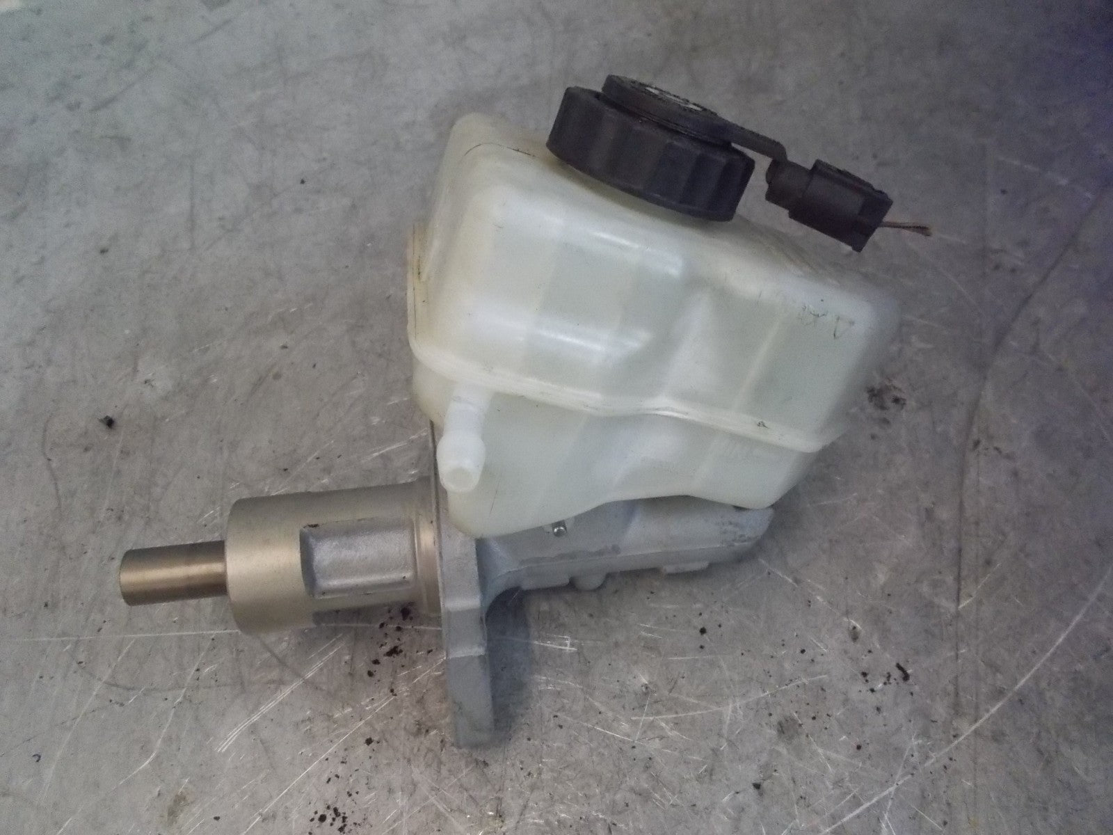 2005 BMW 1 SERIES 118D E87 MASTER BRAKE CYLINDER 03 3508 8653 1