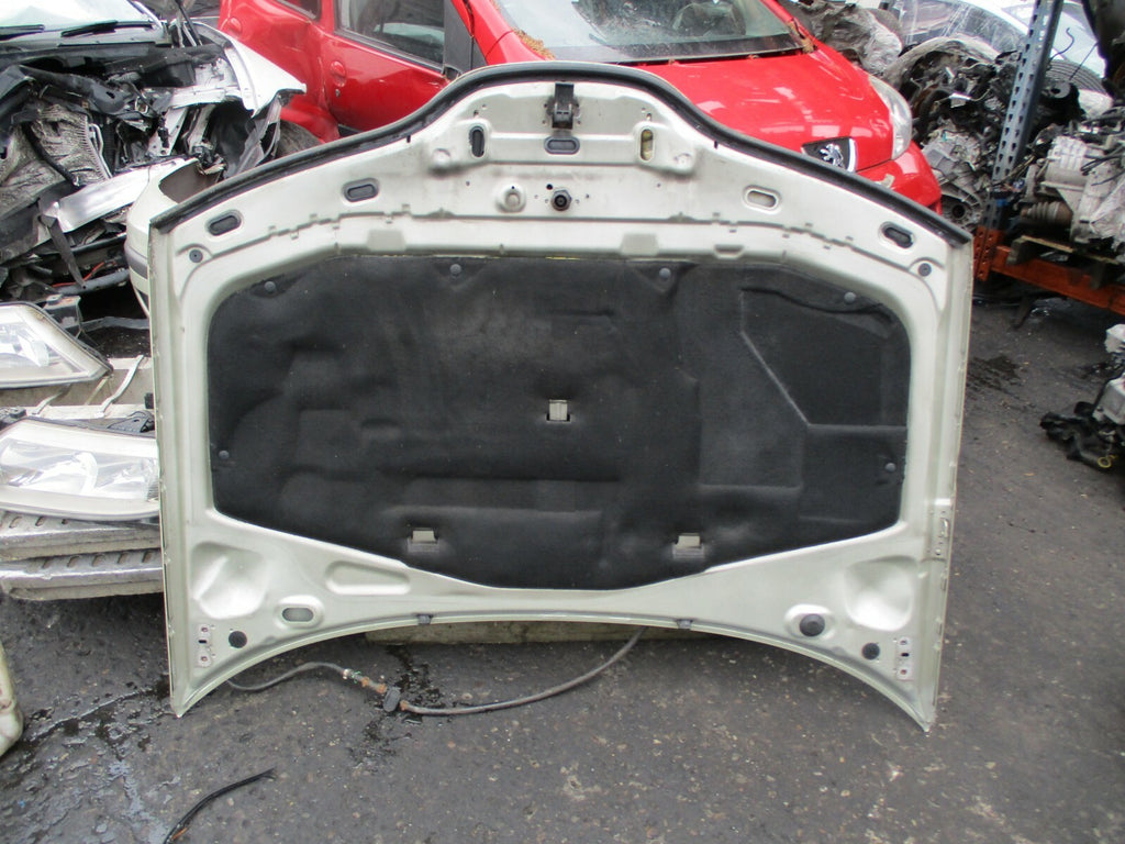 RENAULT LAGUNA MK2 FRONT BONNET PANEL LIGHT GREEN
