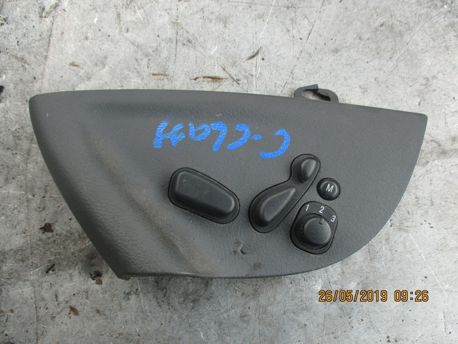 MERCEDES C CLASS CLK C209 SEAT ADJUSTMENT CONTROL SWITCHES