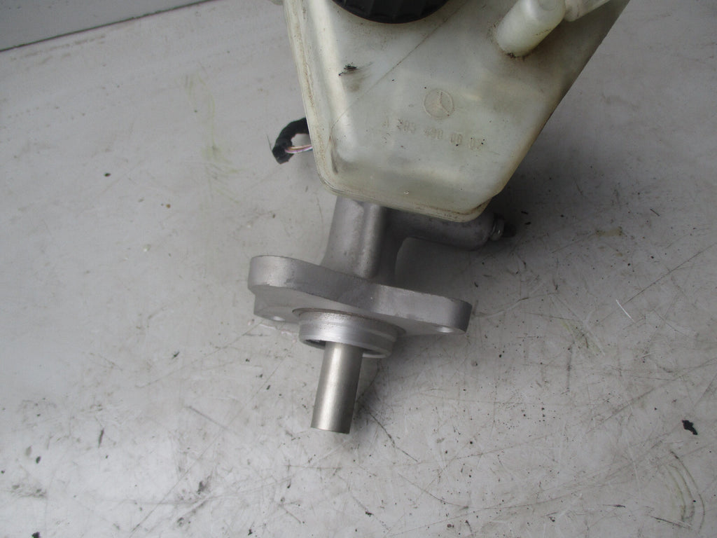 MERCEDES CLC 2008 MAIN CYLINDER BRAKE FLUID A2034300002