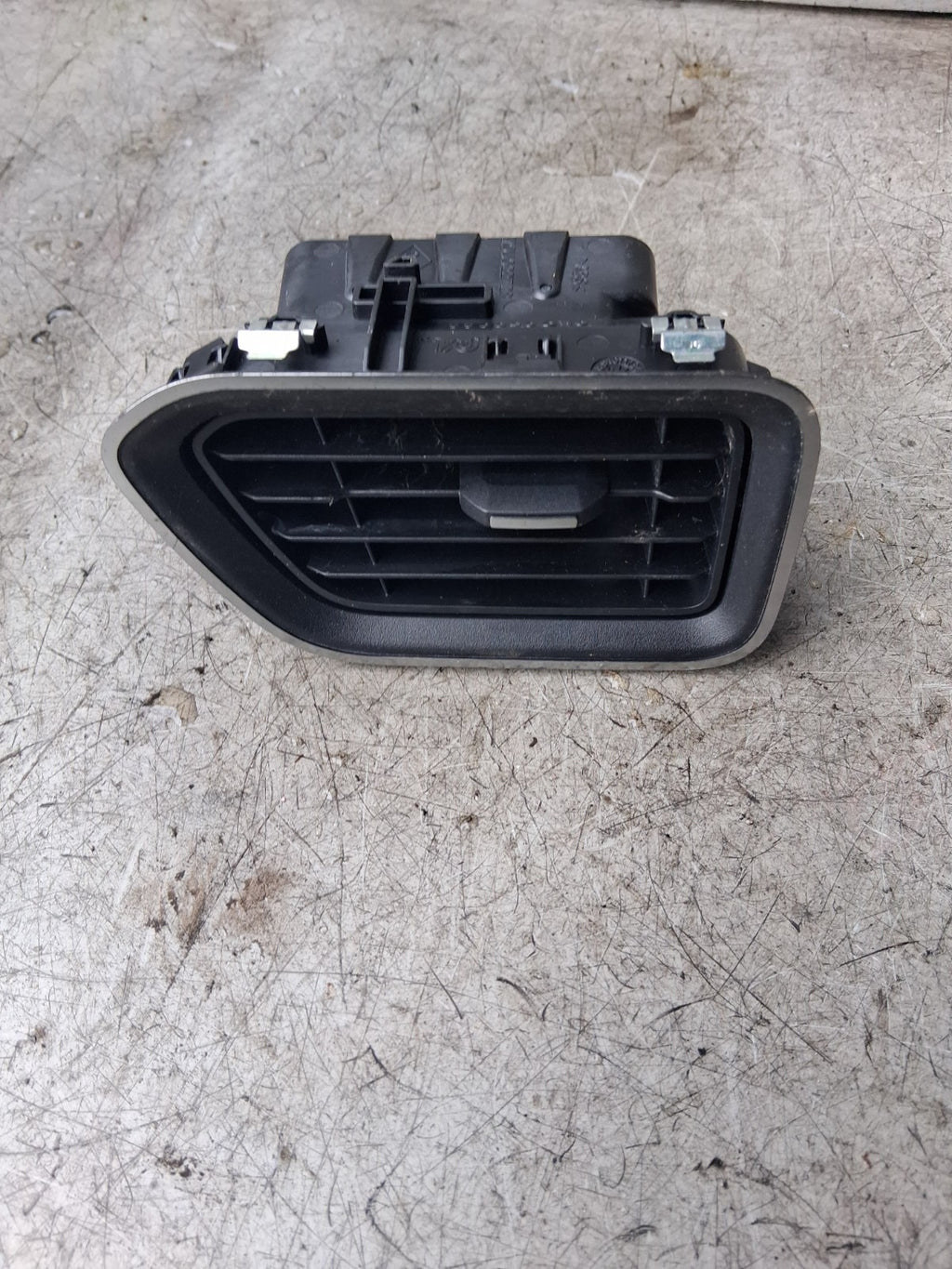2019 RENAULT MASTER DASHBOARD AIR VENT 687505442R