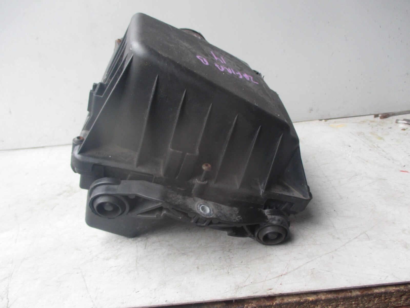 2014 VAUXHALL ZAFIRA B AIR FILTER HOUSING BOX 4613885960