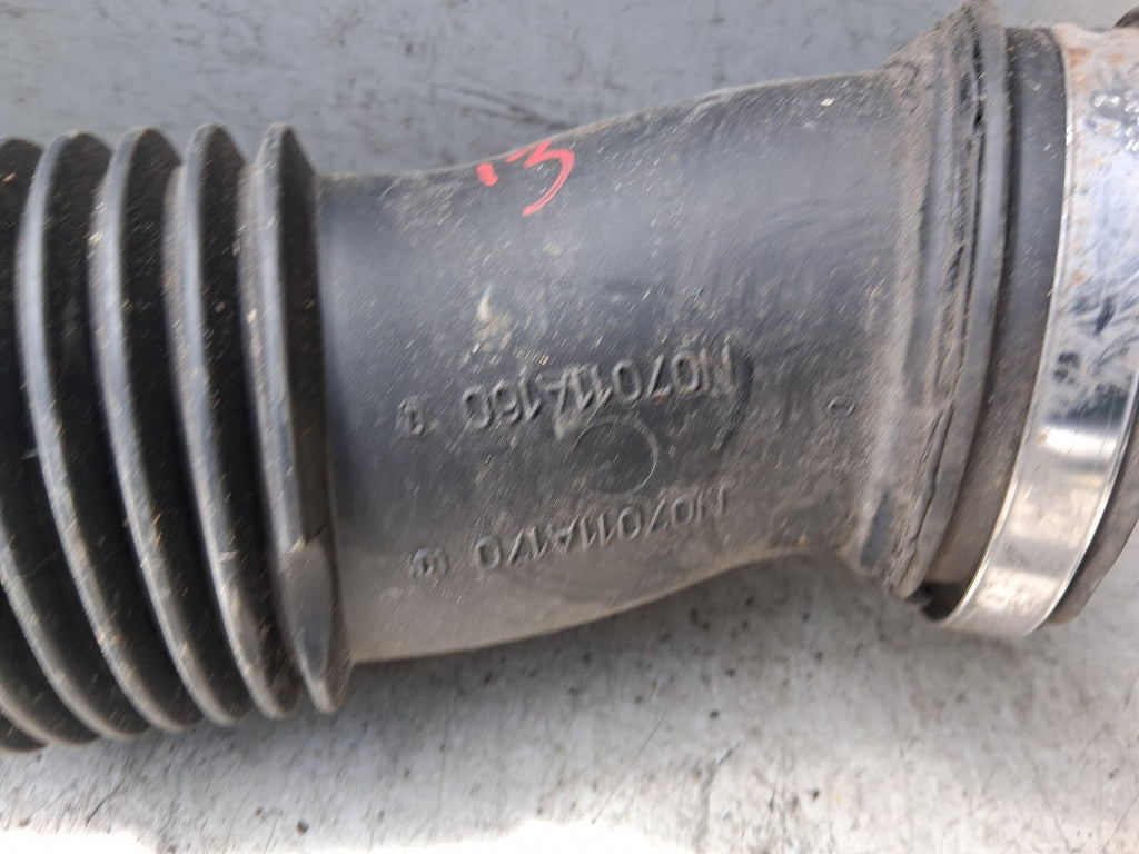 2013 FORD KUGA MK2 AIR INTAKE HOSE PIPE AV6112B624B