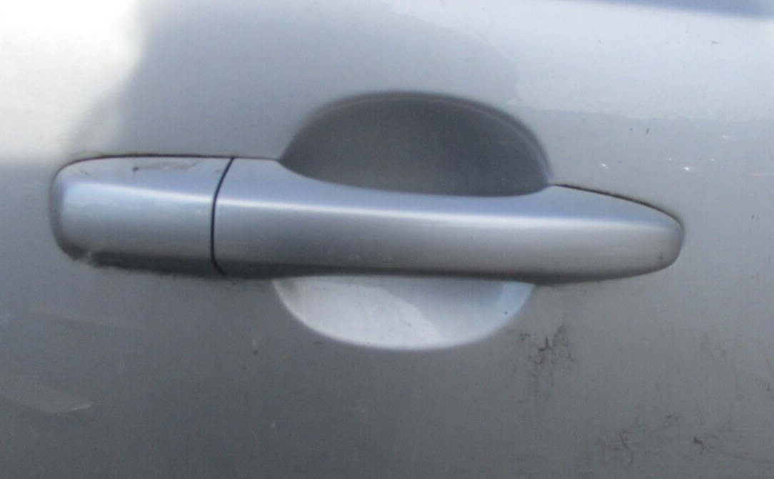 2016 VOLVO V40 R DESIGN OSF DRIVER SIDE FRONT RIGTH EXTERIOR DOOR HANDLE SILVER