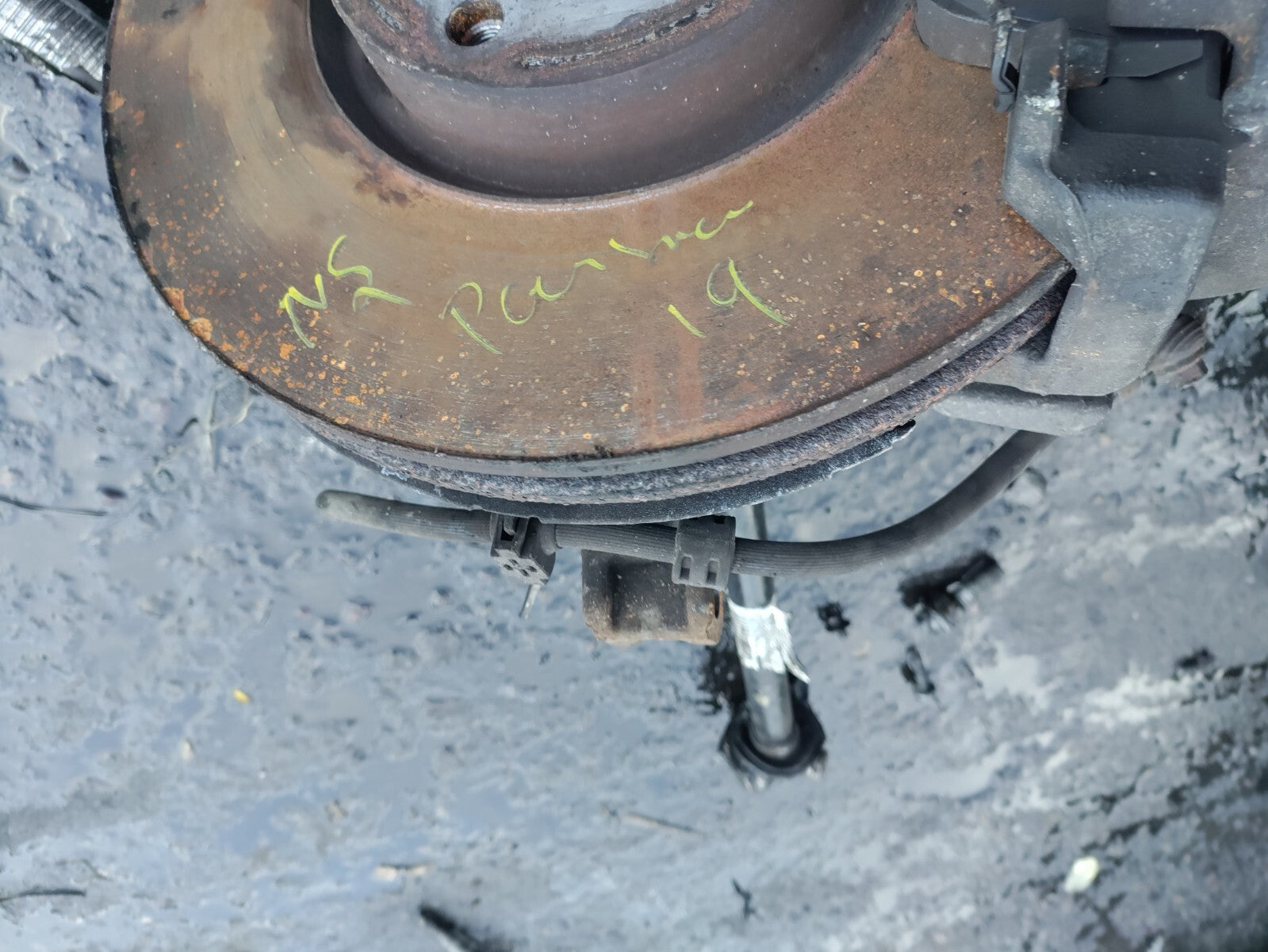 2019 PEUGEOT PARTNER K9 MK3 1.6 DIESEL NSF PASSENGER SIDE FRONT HUB & CALIPER
