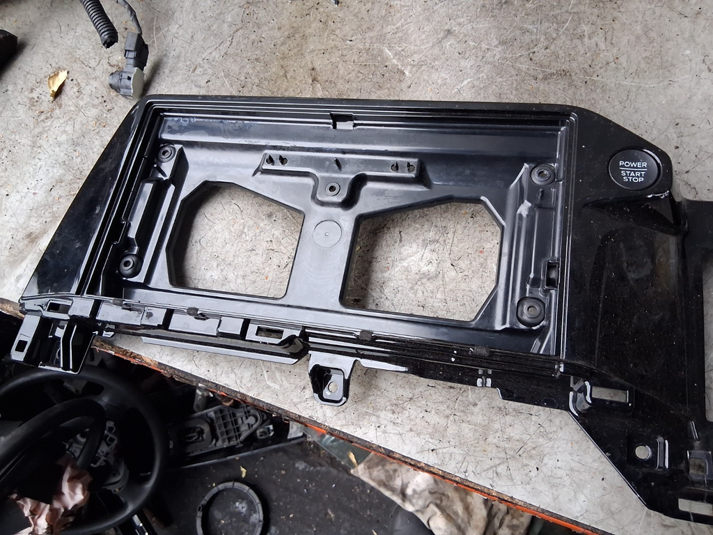 2024 FORD TRANSIT CUSTOM MK2 DISPLAY SCREEN TRIM METAL FRAME PZ3118B955DD3UAW