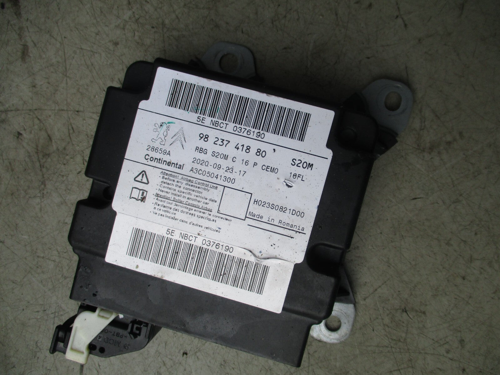 2020 CITROEN C5 AIRCROSS AIRBAG ECU CONTROL MODULE 9823741880