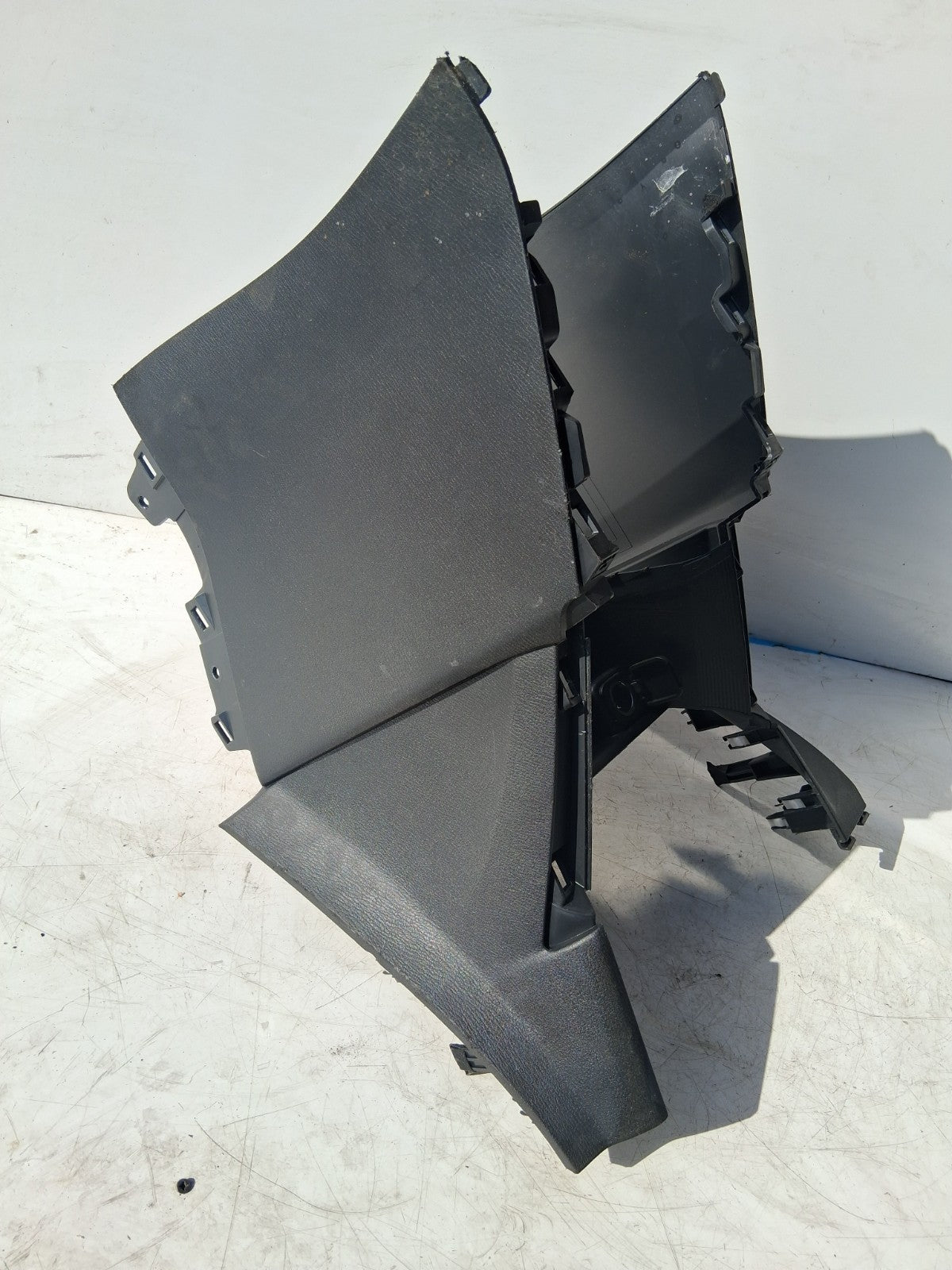 2013 MAZDA CX5 MK1 CENTRE CONSOLE USB PORT AND TRIM
