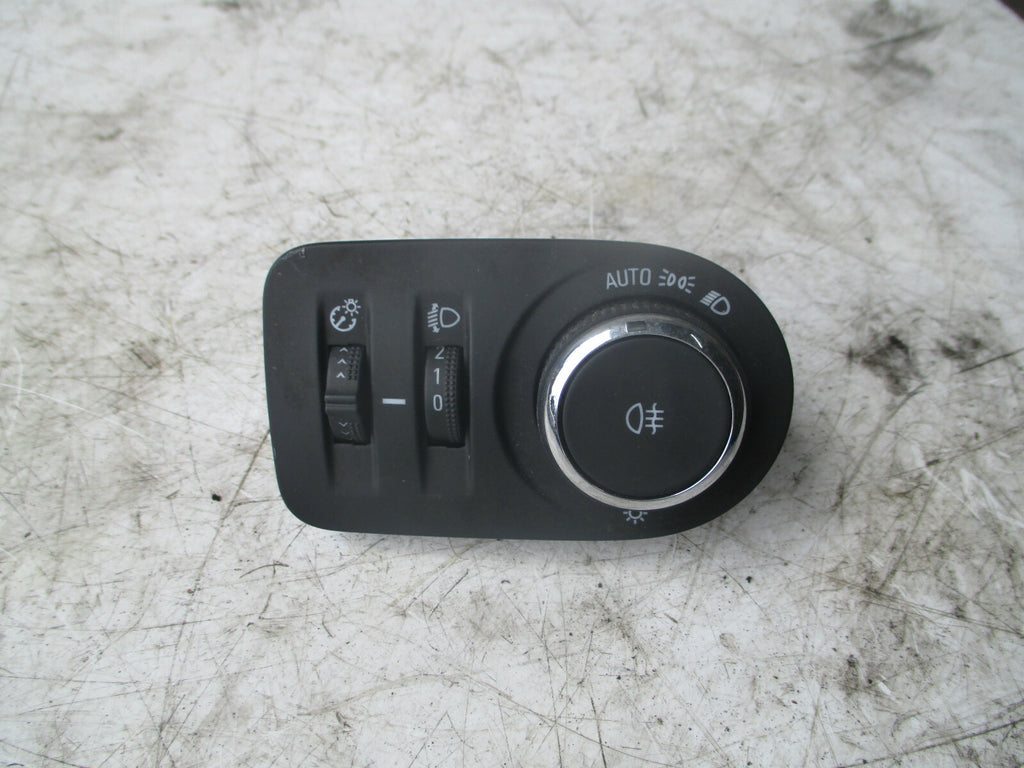 VAUXHALL ASTRA K MK7 2018 HEADLIGHT FOG LIGHT SWITCH CONTROL PANEL 39050762
