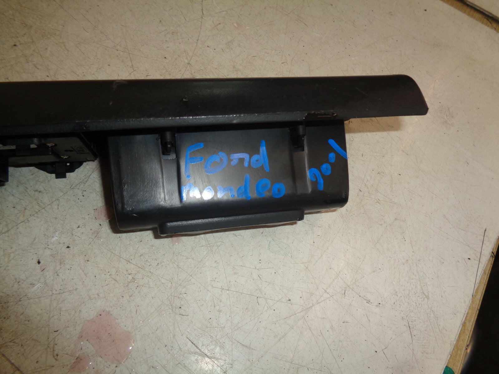 FORD MONDEO MK3 2001 OSF DRIVER SIDE FRONT WINDOW SWITCH