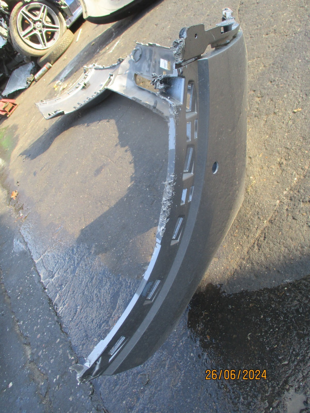 CITROEN C5 MK3 2022 FRONT UPPER BUMPER SILVER DAMAGED