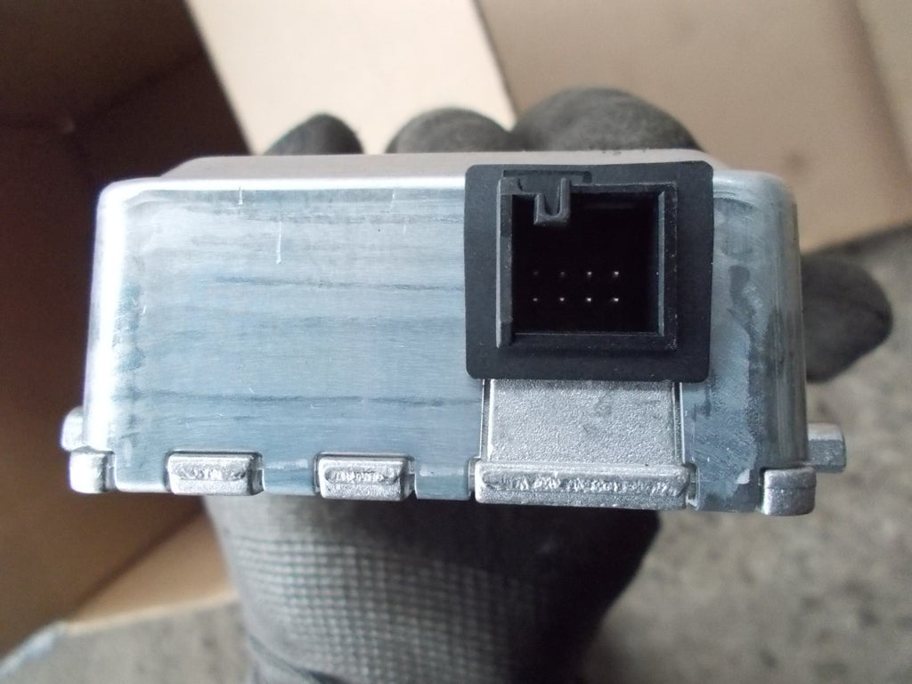 MERCEDES E CLASS W212 2016 BLUETEC FRONT WINDSCREEN CAMERA A0009007607