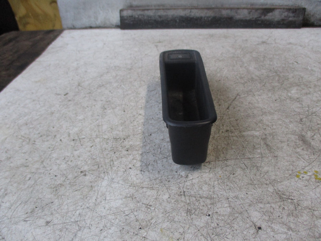 JAGUAR XE 2017 REAR PASSENGER SIDE DOOR SWITCH GX7322634AAW