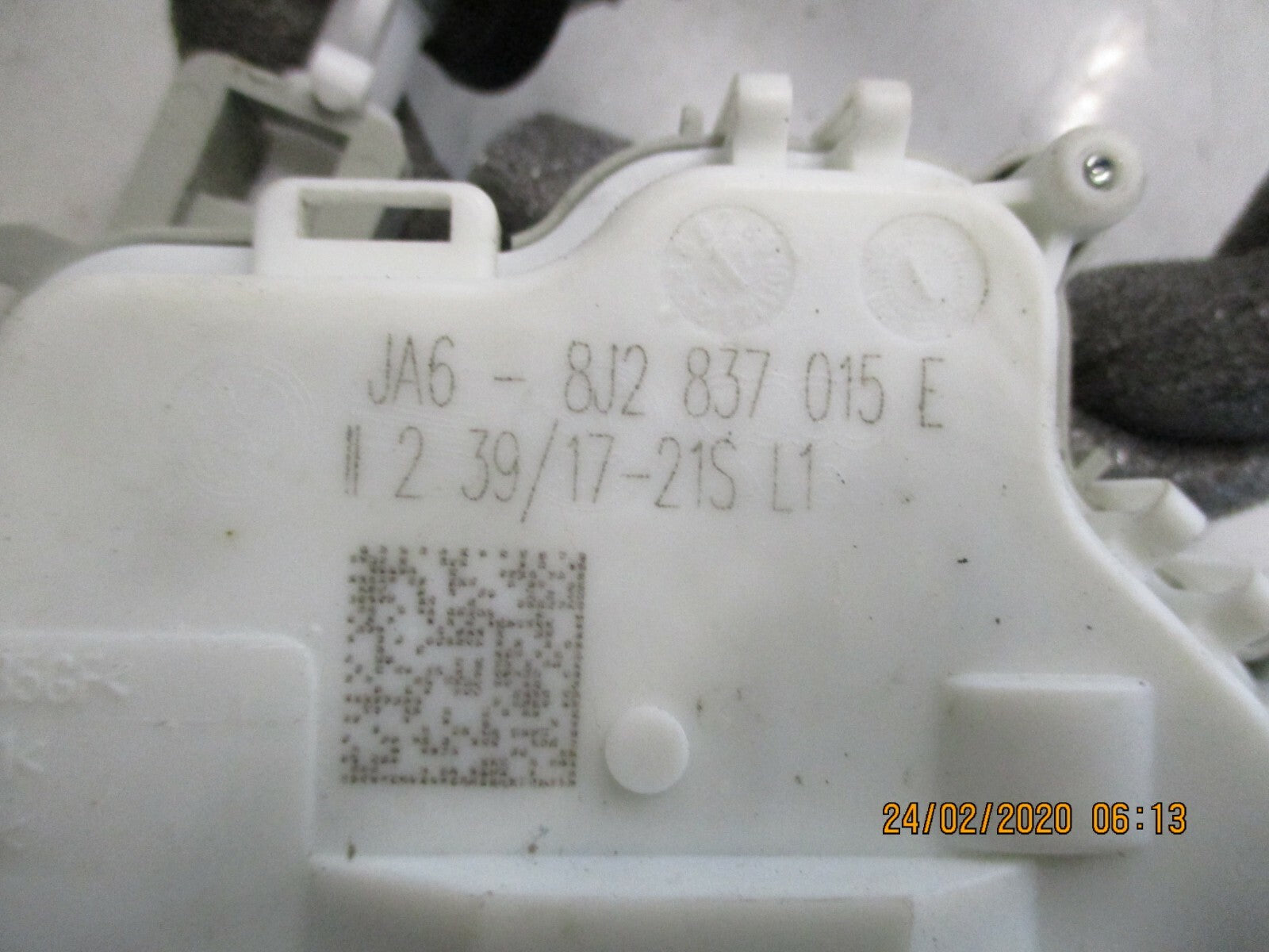 AUDI A1 MK1 8X 2017 NS PASSENGER SIDE FRONT DOOR LOCK MECH MECHANISM 8J2837015E