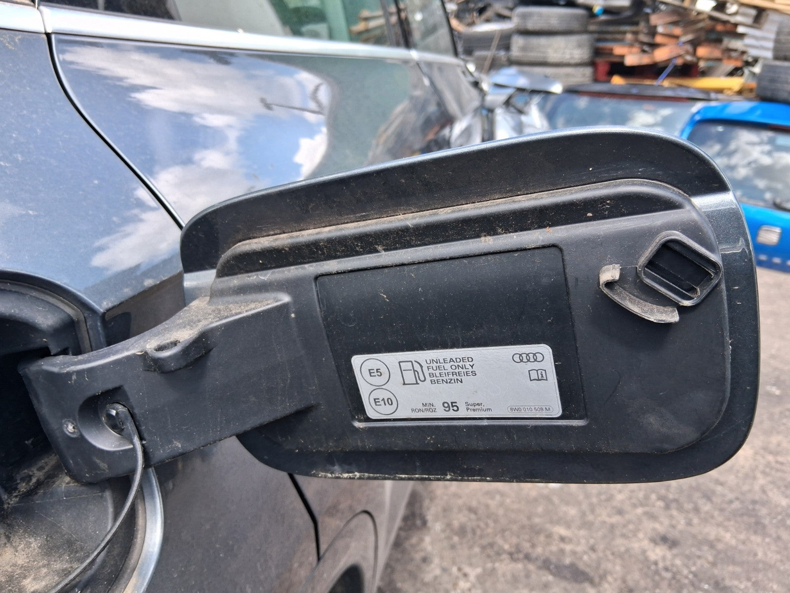 2019 AUDI Q5 ESTATE FY FUEL FLAP MONSOON GREY METALLIC LX7R
