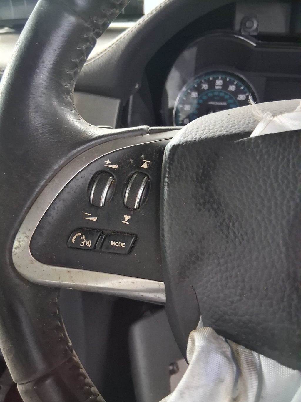 2015 JAGUAR XF X250 FACELIFT MULTIFUNCTIONAL STEERING WHEEL BLACK