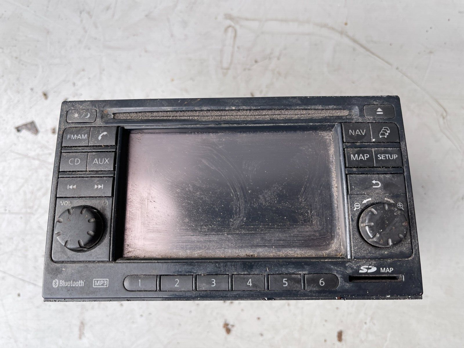 2011 NISSAN NOTE RADIO STEREO CD PLAYER SAT NAV HEAD UNIT  25915BH50B