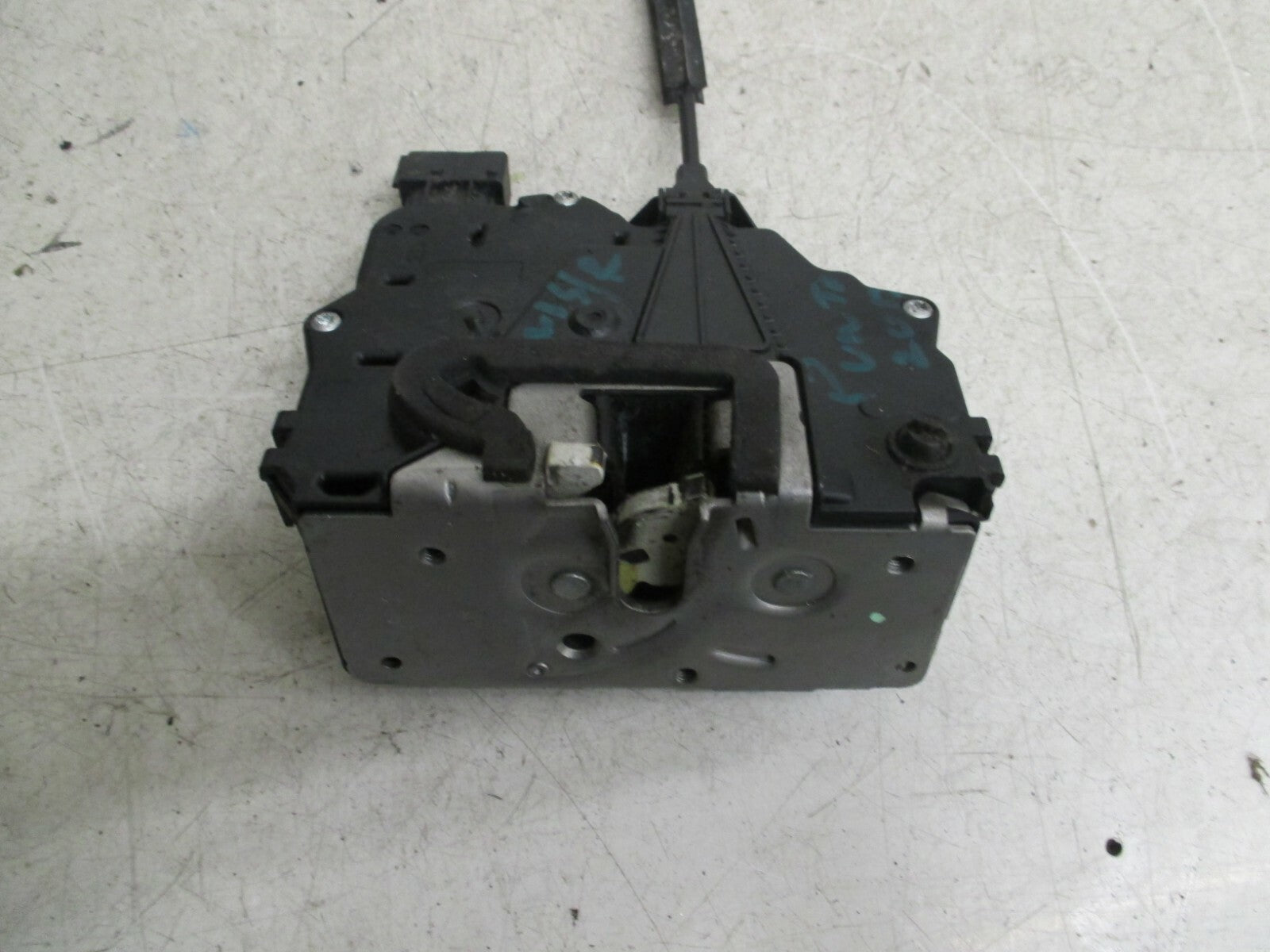 FIAT PUNTO 2012 MK3 NSF FRONT PASSENGER SIDE DOOR LOCK MECHANISM 51903246
