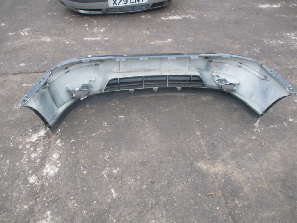 FORD FOCUS MK2 2005 FRONT BUMPER BLACK