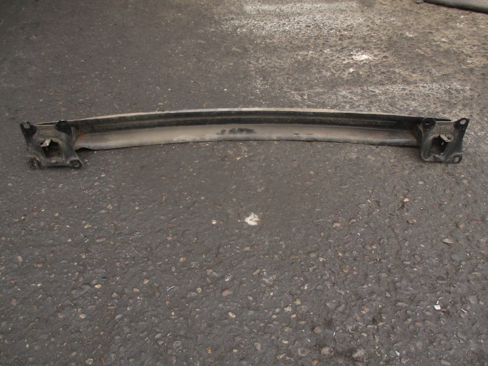 2004 SEAT ALTEA MK1 REAR BUMPER REINFORCEMENT CRASH BAR