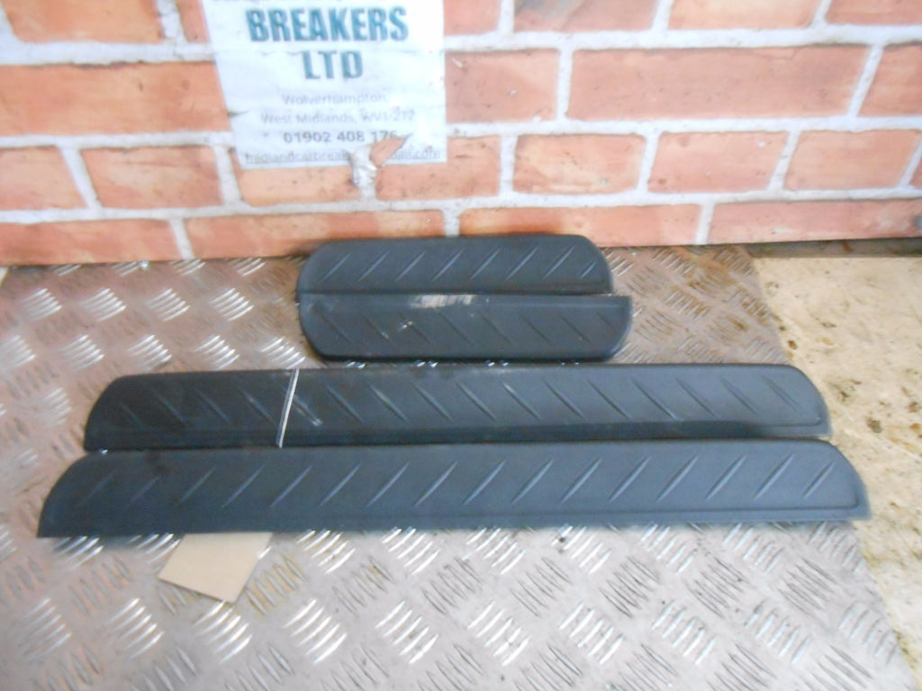 HONDA CIVIC MK8 2007 5 DOOR INTERIOR SILL TRIM PLASTIC TRIM SET BLACK