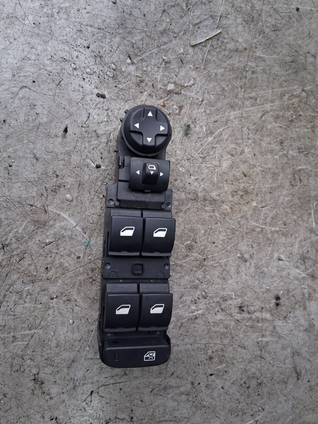 2021 CITROEN C4 MK3 OSF DRIVER SIDE FRONT RIGHT WINDOW CONTROL SWITCH 98349233ZD