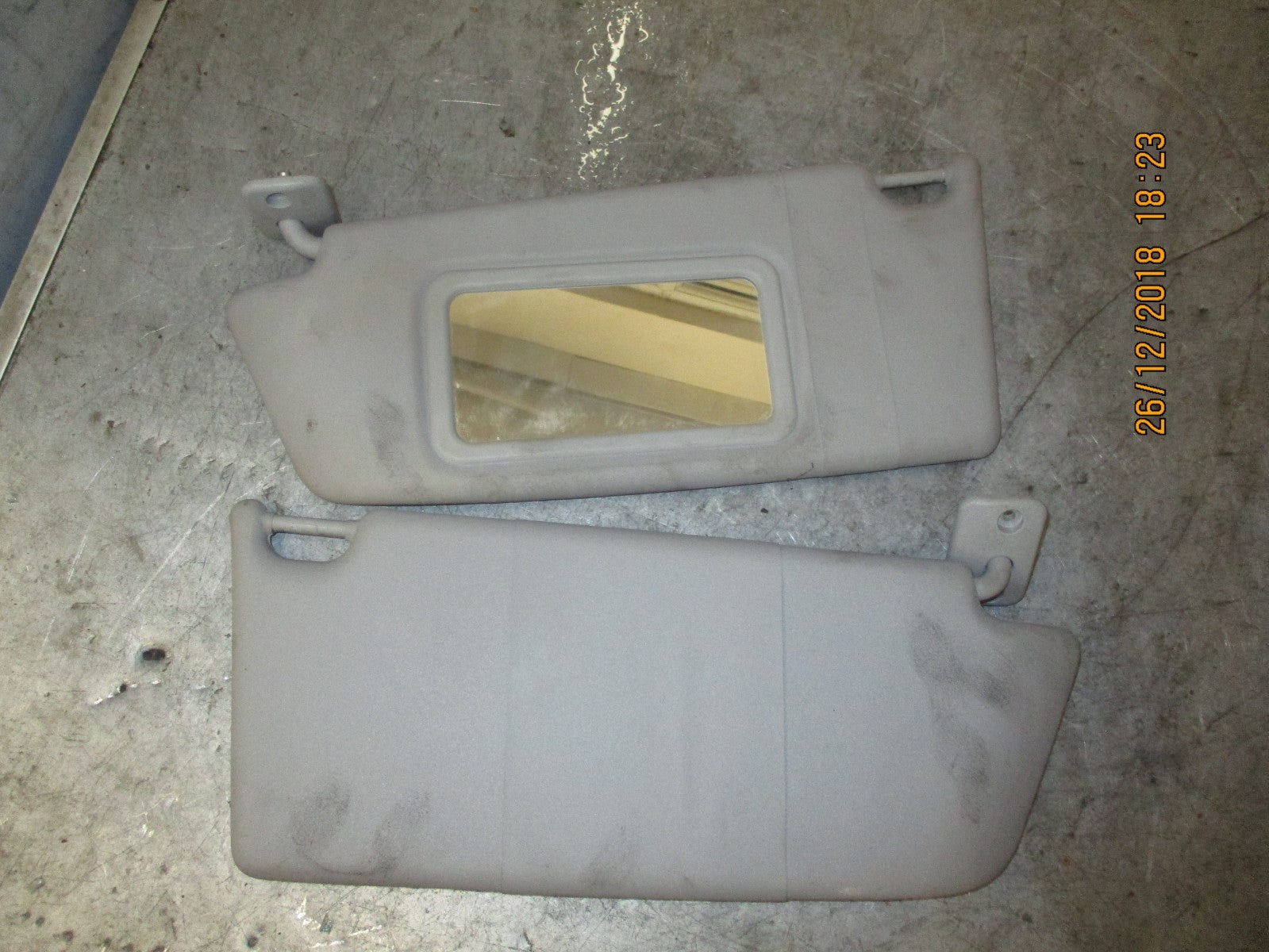 VAUXHALL ASTRA H PASSENGER & DRIVER SUN VISORS 13113043 13113044