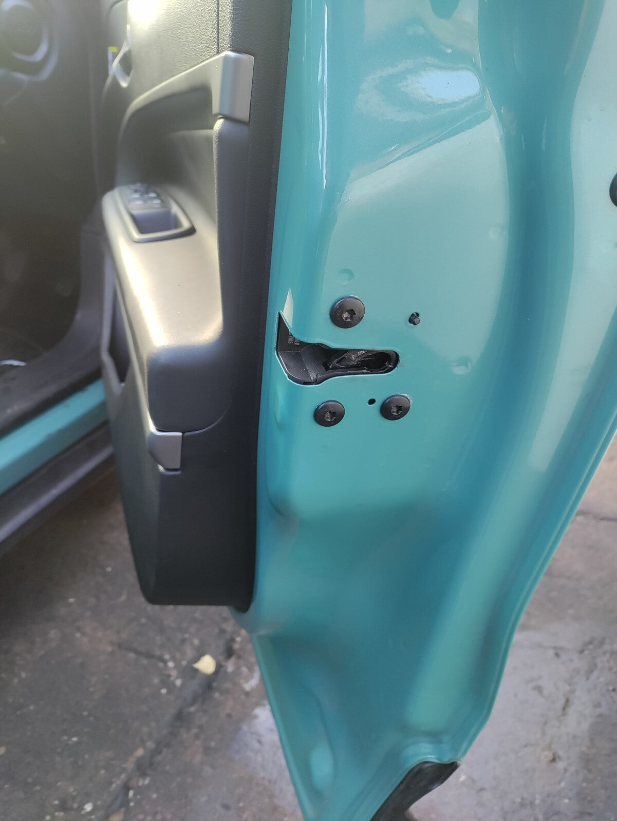2024 JEEP AVENGER OSF DRIVER SIDE FRONT DOOR LOCK MECHANISM