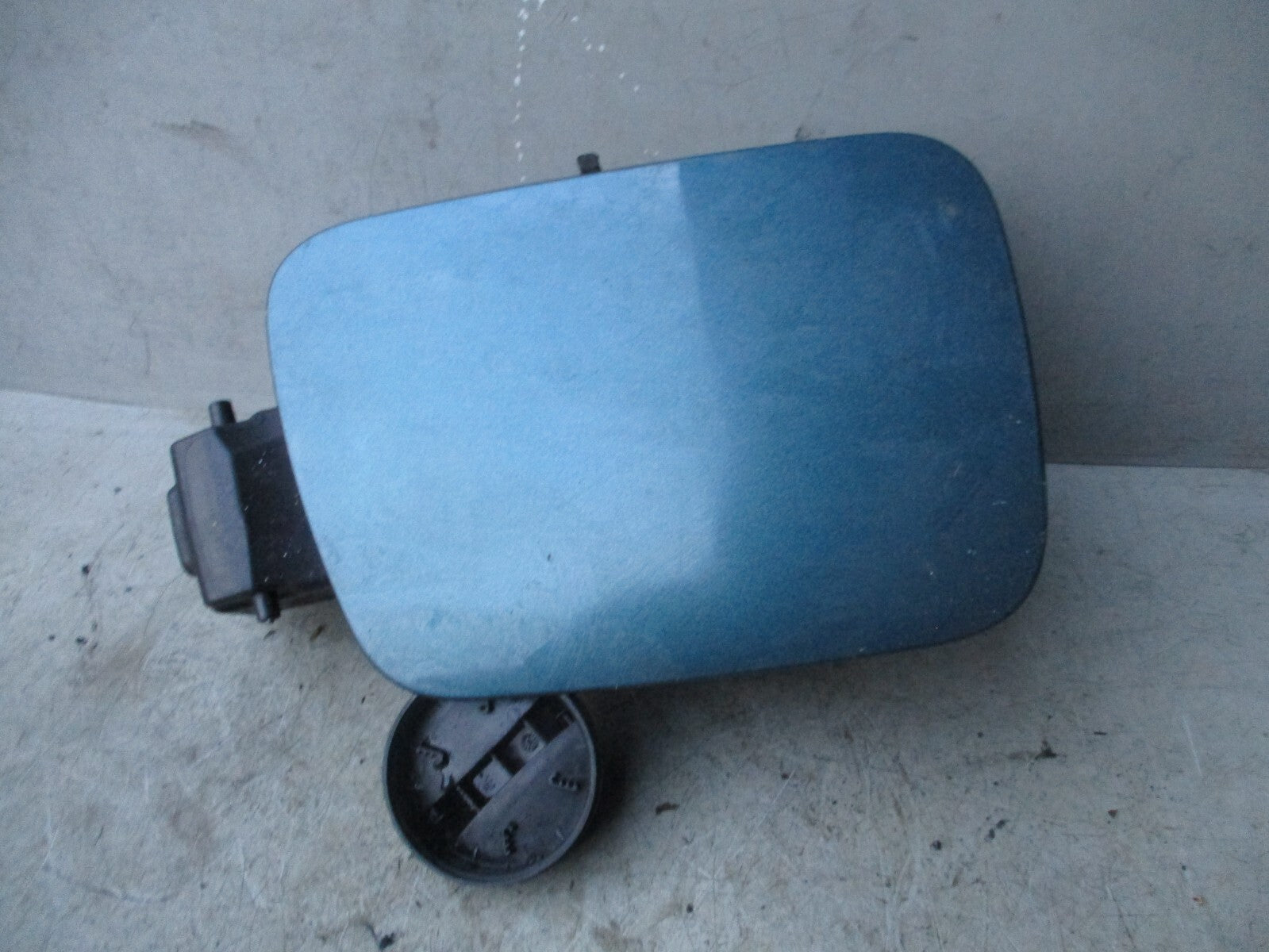 2020 CITROEN C5 AIRCROSS FUEL FILLER FLAP WITH CAP GREEN