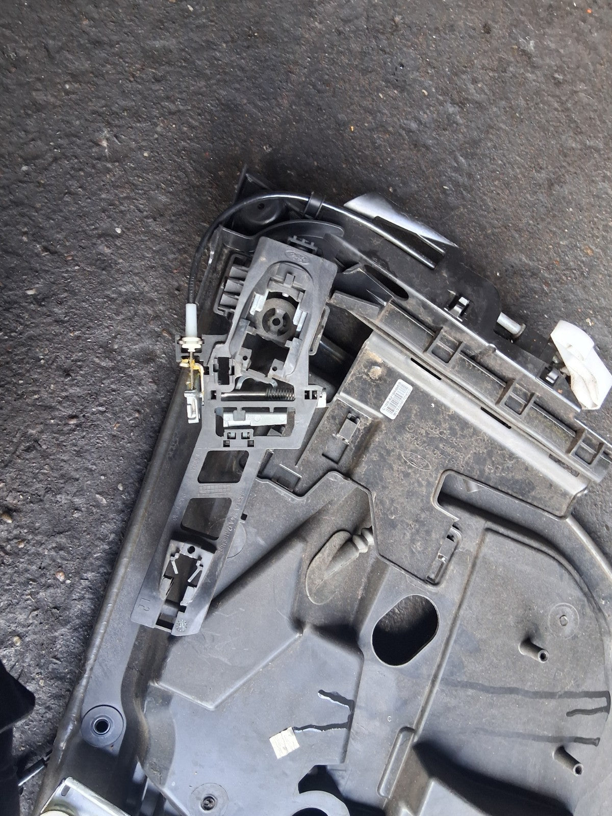 2014 FORD FIESTA MK7 NSF PASSENGER SIDE FRONT LEFT DOOR LOCK MOTOR REGULATOR