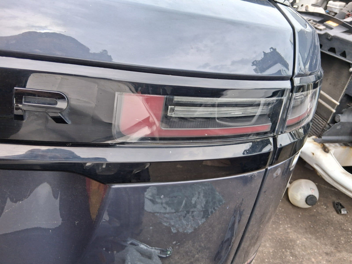 2024 RANGE ROVER VELAR DYNAM FACELIFT REAR TAILGATE BOOT LIGHT BAR