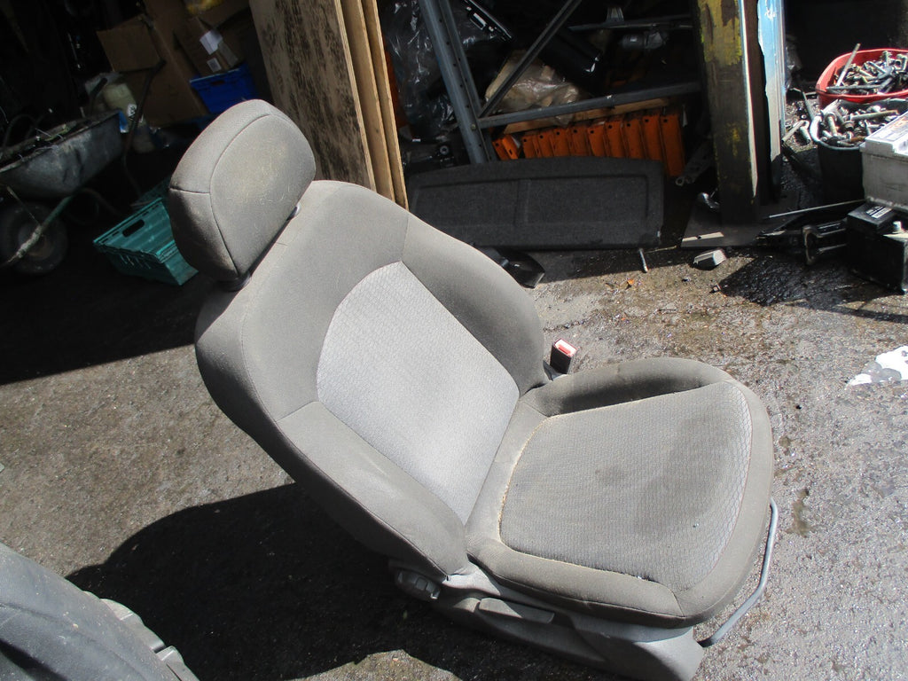VAUXHALL CORSA E 2017 OS DRIVER SIDE FRONT COMPLETE SEAT FABRIC
